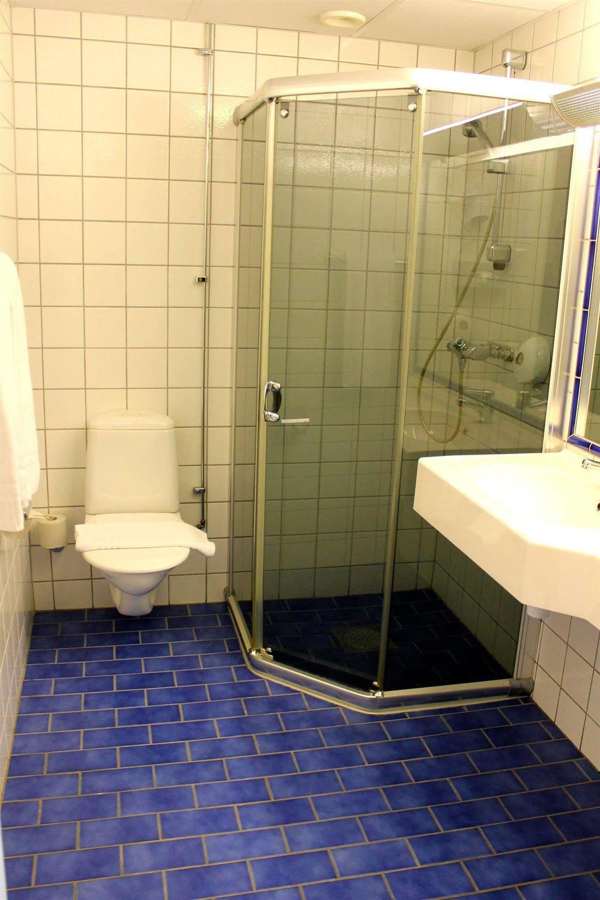 Vaetterleden Hotell & Restaurang Gränna Esterno foto